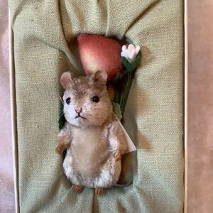 R. John Wright Timmy Willie #199/315 2004 Limited Edition